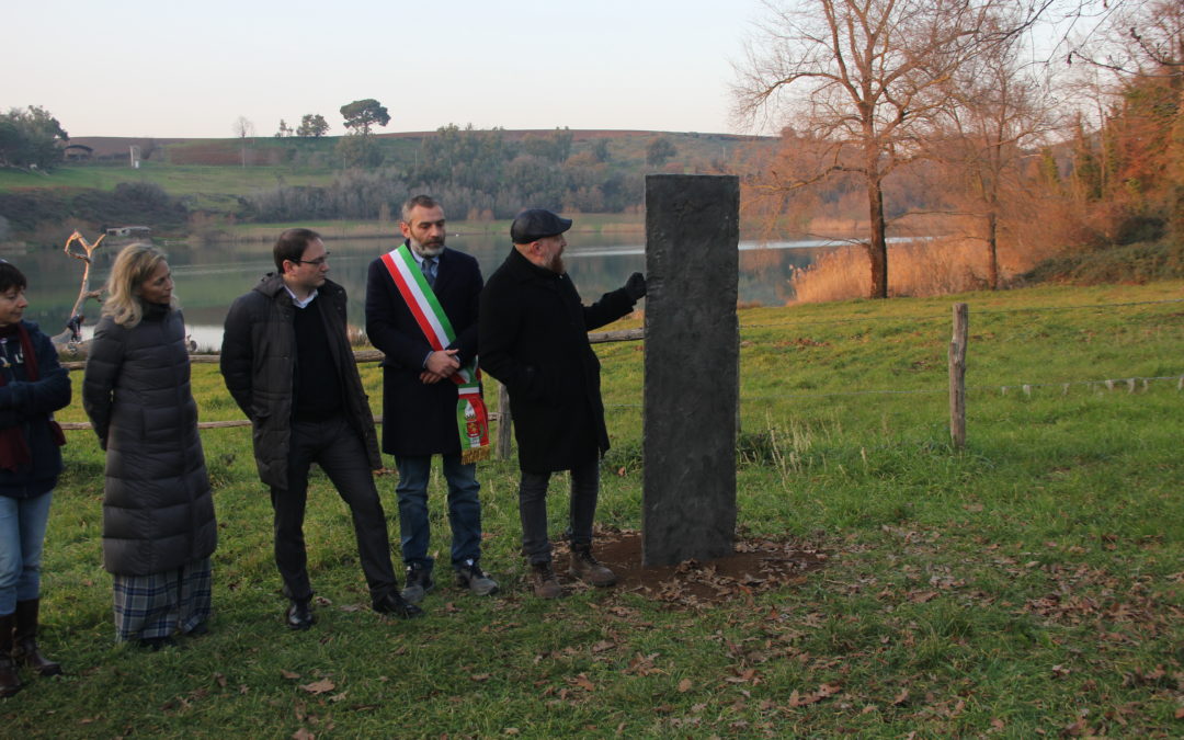 Official presentation of Francesco Arena’s work, “Sea (Cylinder Divided and Parted 113 km)” (Lake of Giulianello)